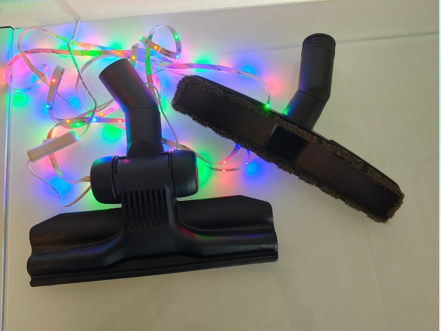 46500-34702 Hyla Joulupaketti harjasetti – lemmikkikoteihin ja koville lattioille